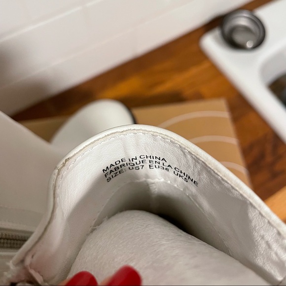 White Urban Outfitters platform ankle boots double zipper - Picture 5 of 6